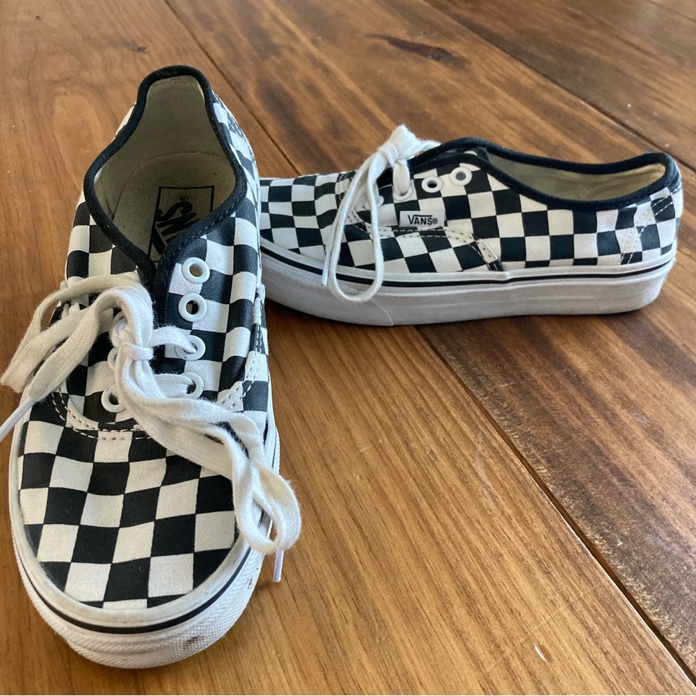 VANS Old Skool Checkered Skate Shoes